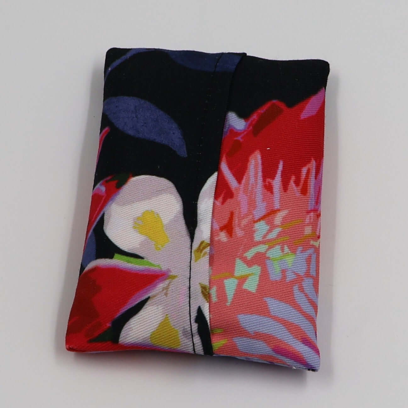 Pocket Shopping Bag Ellie B Fynbos on Black