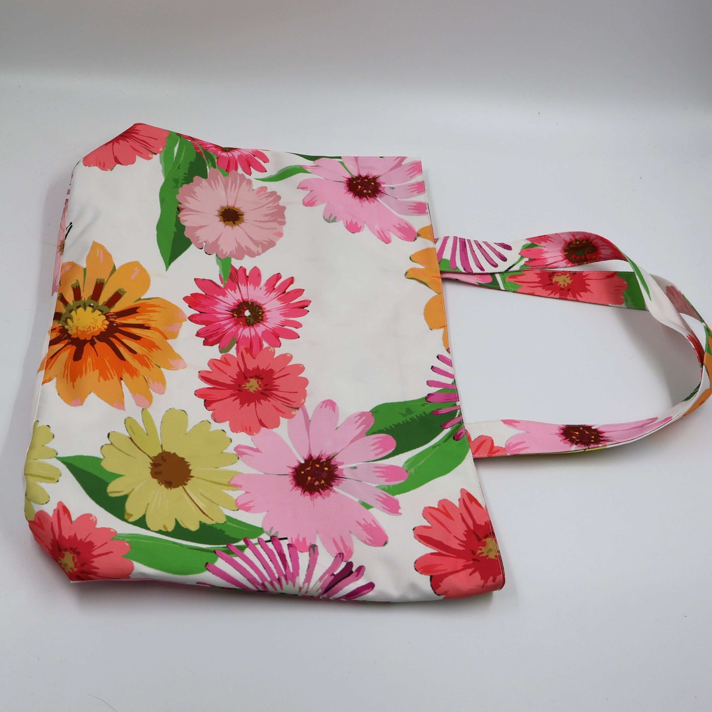 Shoulder bag, Ellie B Magenta Marguerite