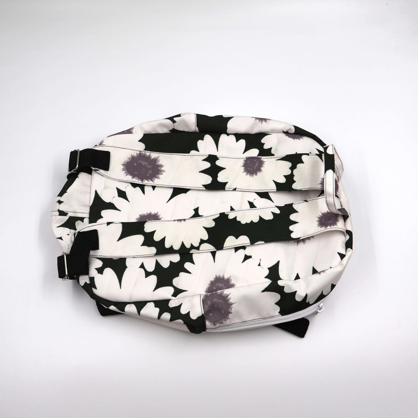 White Daisy Bloom – Small Backpack for Teens