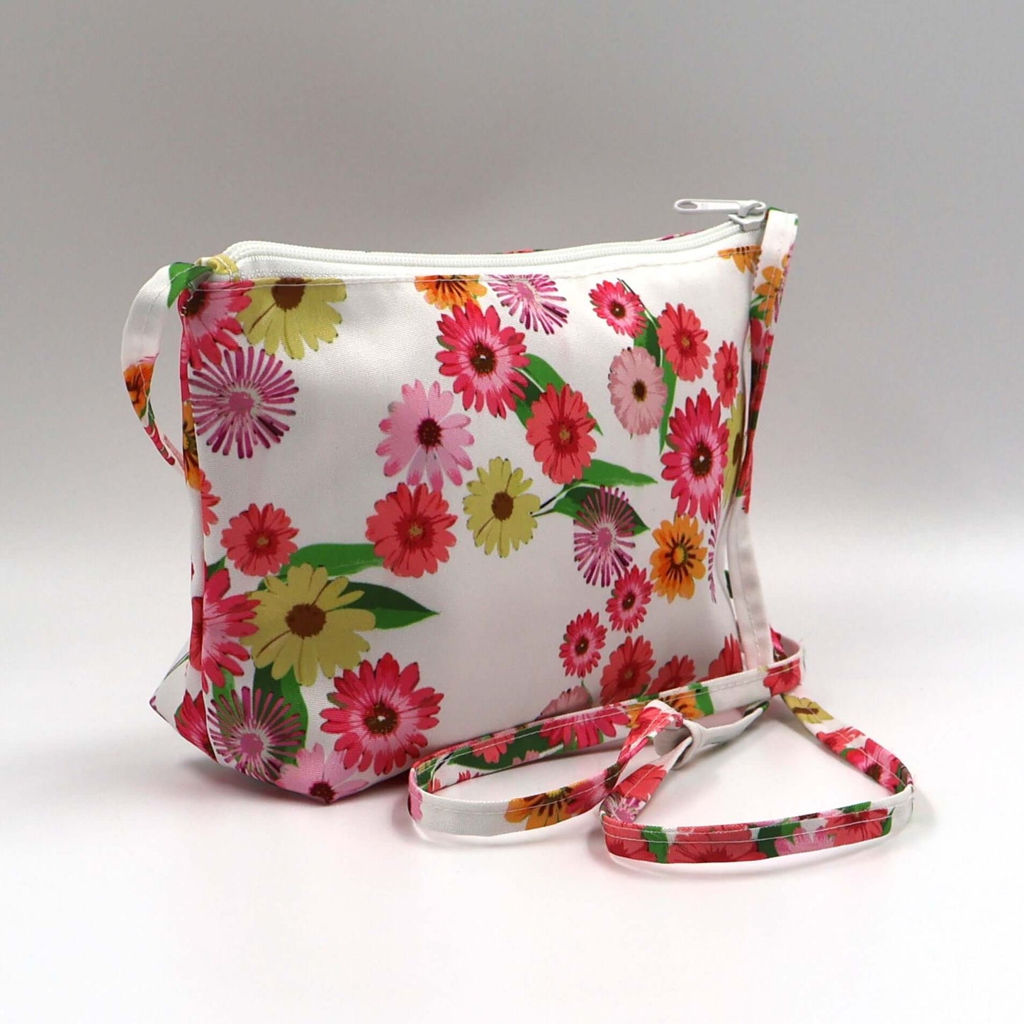 Envelope Crossbody Bag – Magenta Marguerite