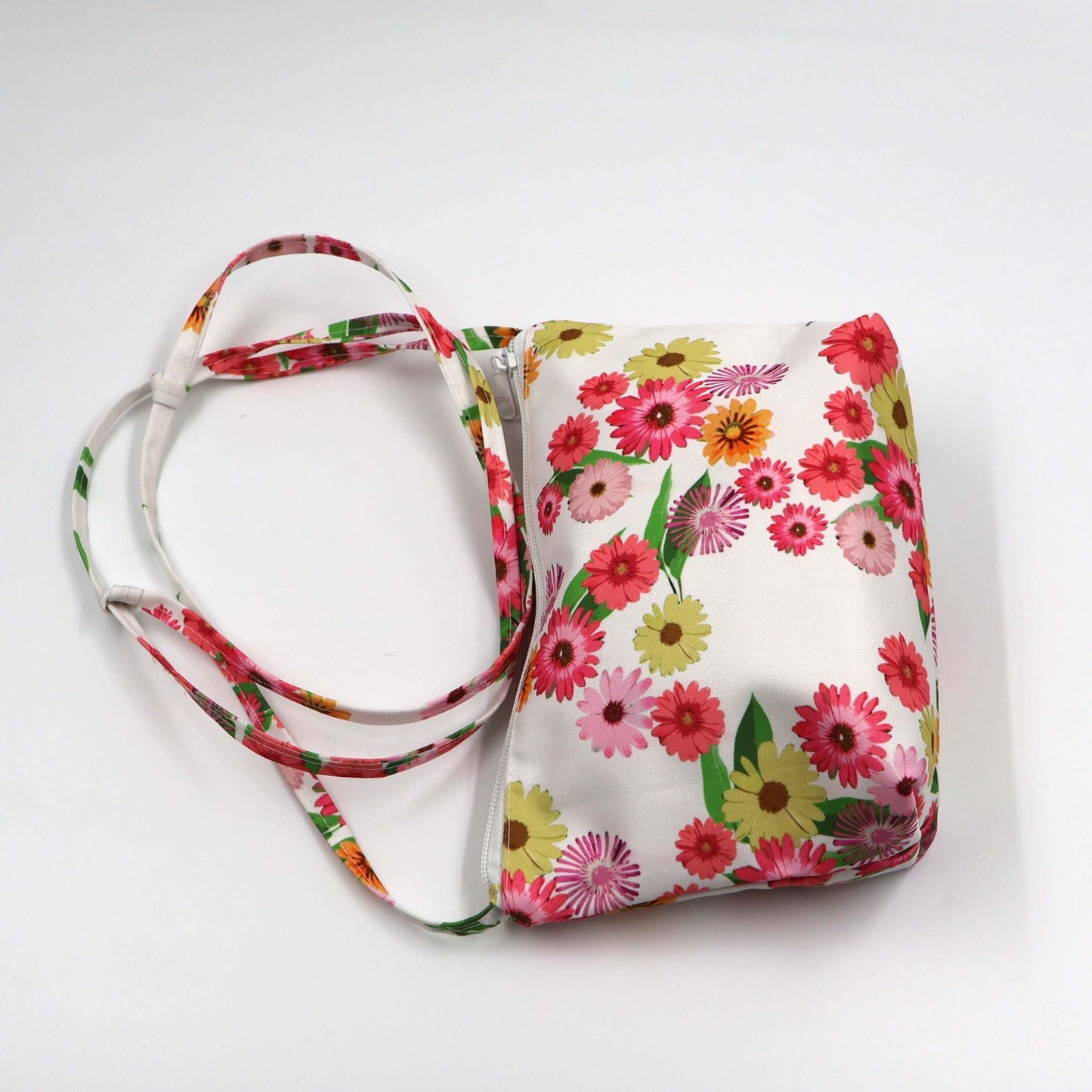 Envelope Crossbody Bag – Magenta Marguerite