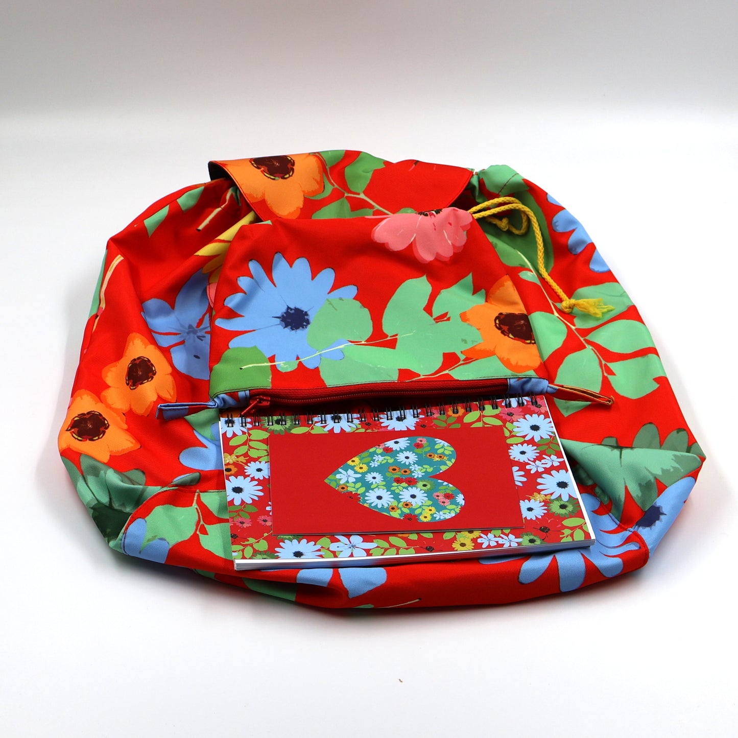 Red Darling Gift – Bold Beauty for the Adventurous Woman