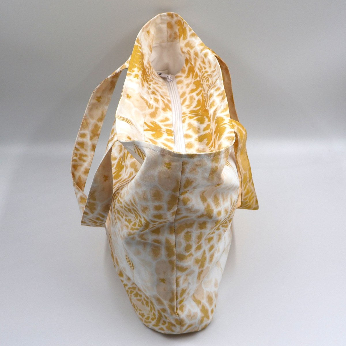 Letheba Zipped Tote – Butter Yellow Giraffe-Inspired Canvas