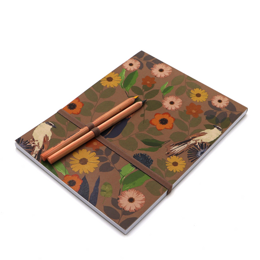 Brown Daisy A4 Sketchpad with pencils and pencil holder