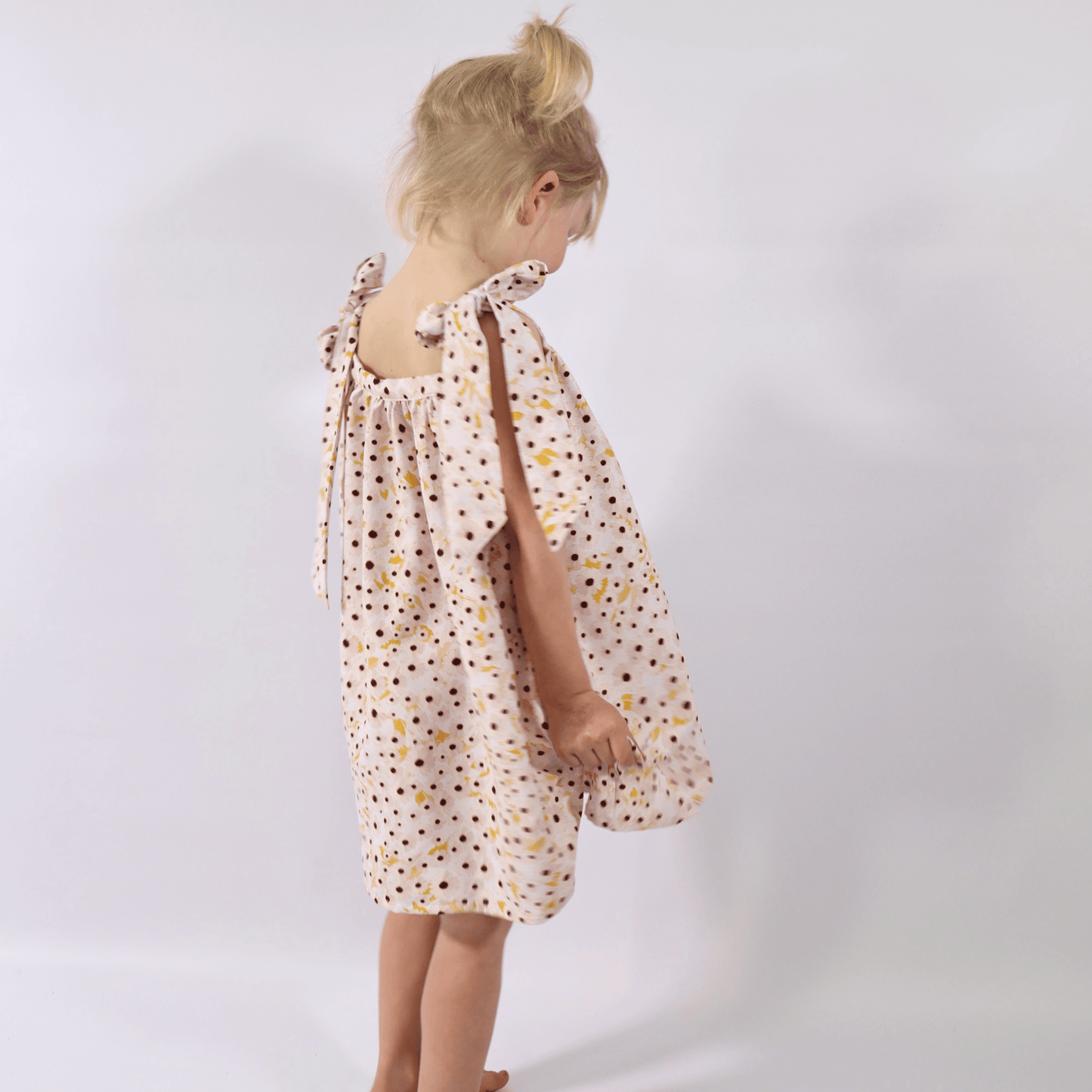 Girls Fashion Dress Small Daisy White