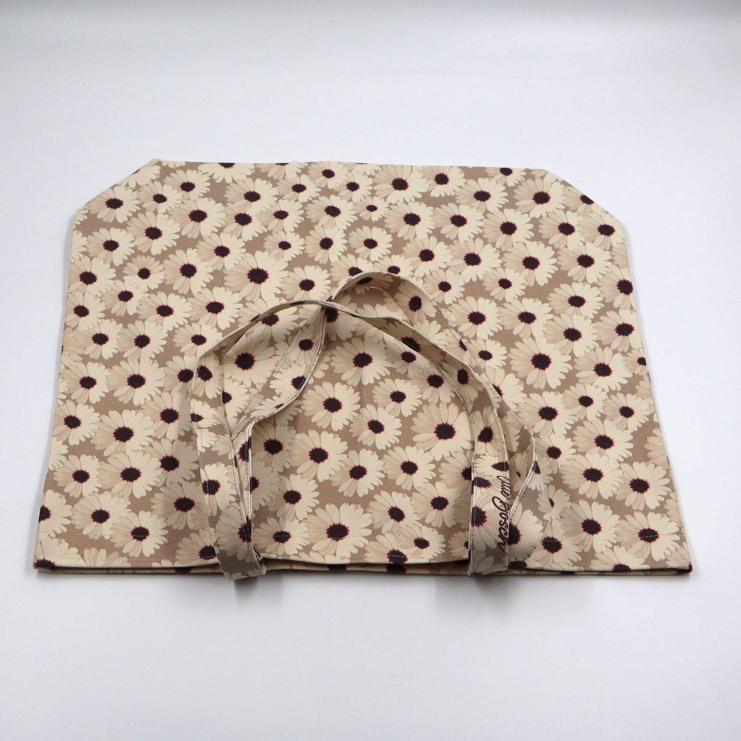 Sunlit Bloom Tote – Mushroom Beige Canvas with Small White Daisies