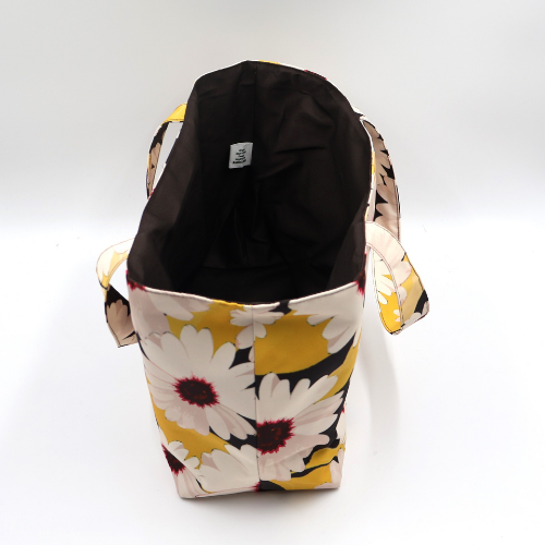 Teacher/book Bag Ellie B White Darling Medium